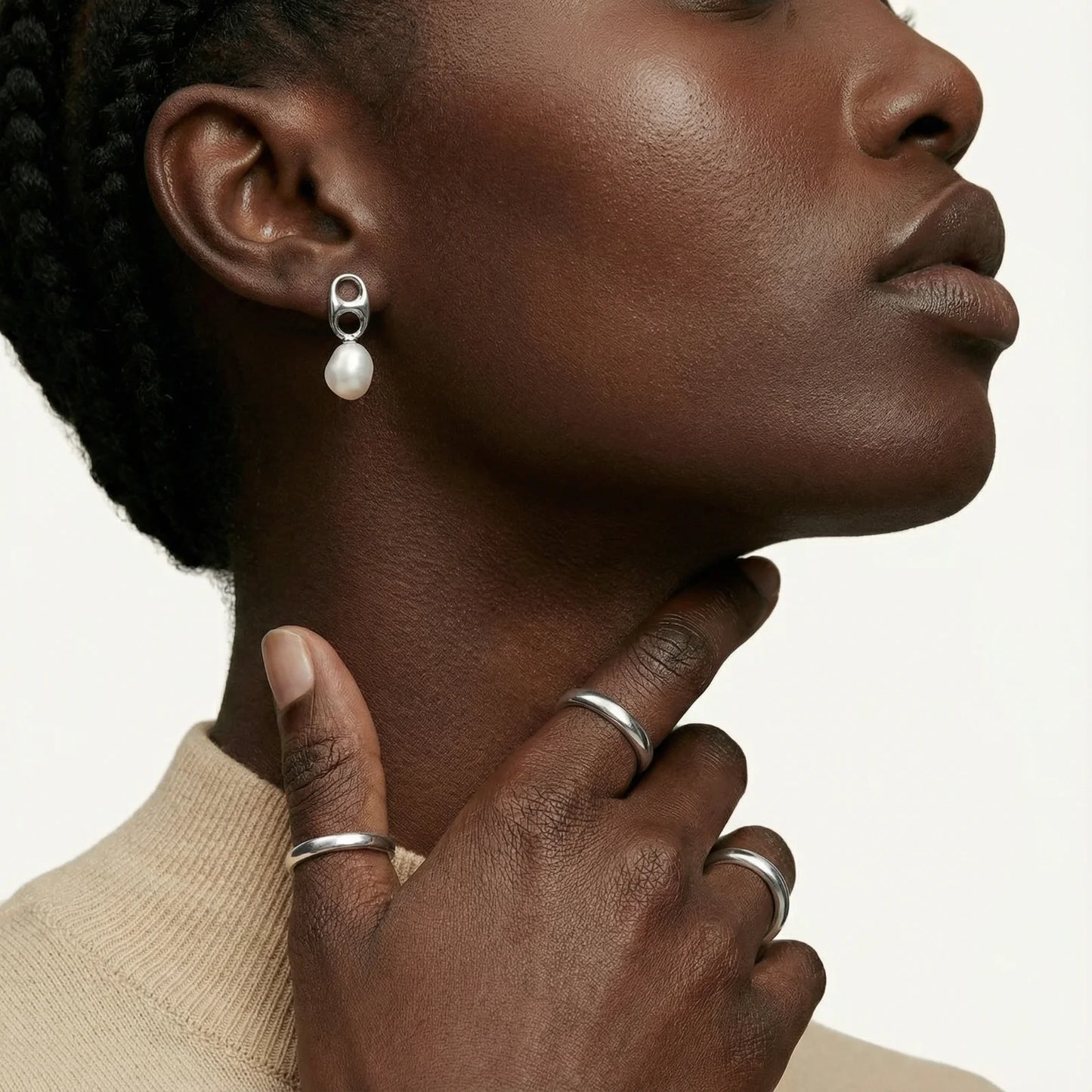 Pearl Circle Drop Studs